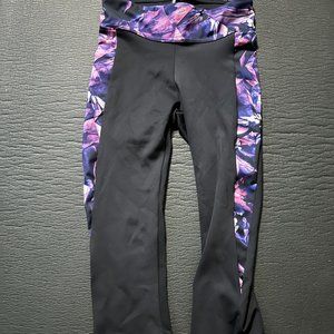 BlackMilk Amethyst Capri Leggings XS
